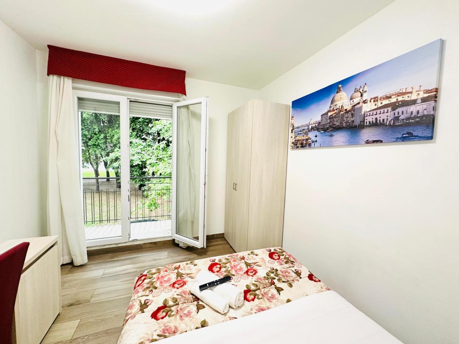 Hotel Dream Hub Mestre Exterior foto